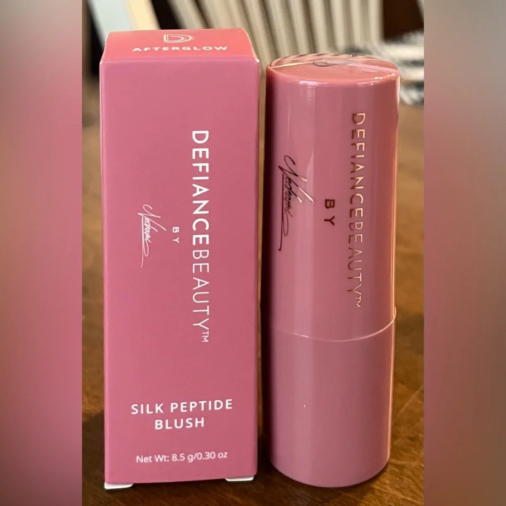 🌻 Defiance Beauty Silk Peptide Blush - Full Size NEW in Box Bunde